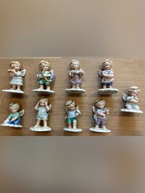 Set of 9 Tender Hearts Collections angels from the 90’s.  So cute!